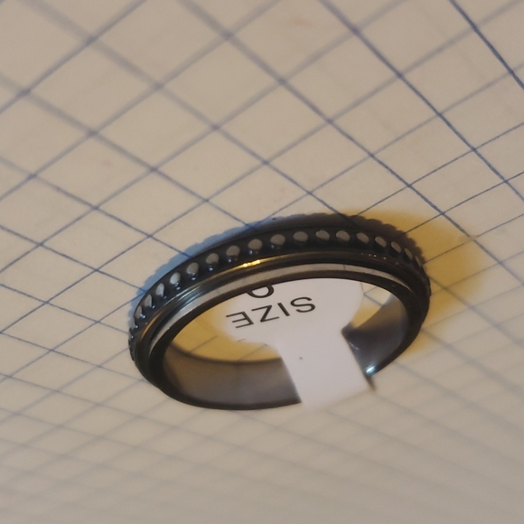 Fidget ring - Picture 3 of 3